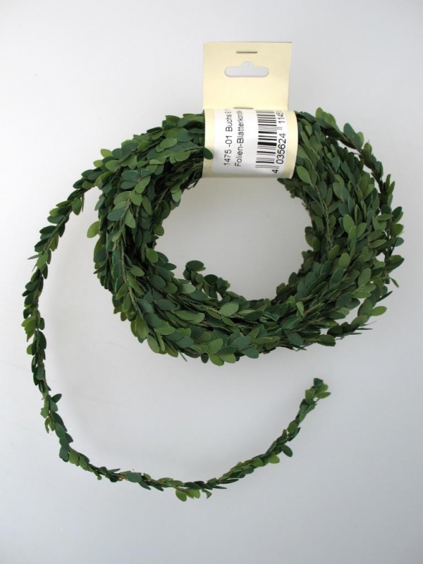 Buchsgirlande Laenge ca. 7,5m gruen 1475-01